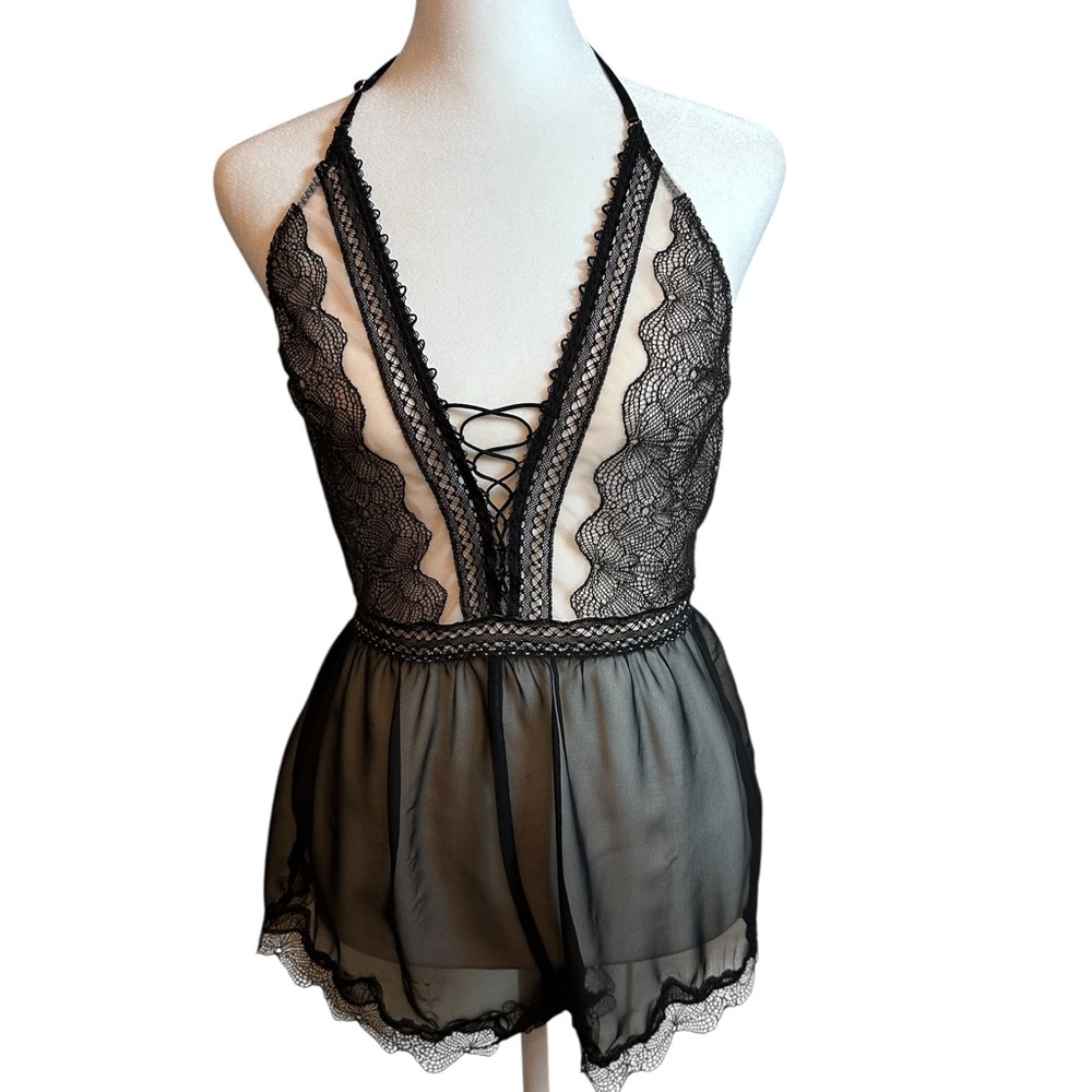 Victoria's Secret Black Dream Angels Lace Lingerie Romper S/P
